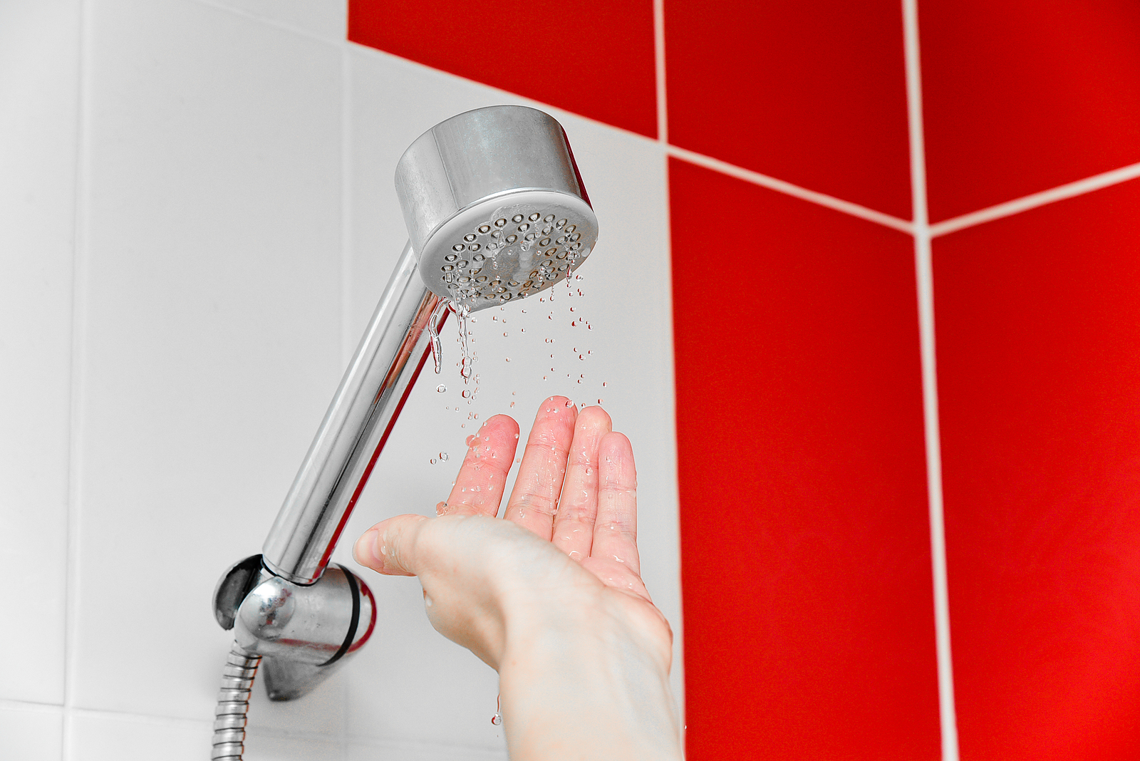 5-reasons-for-low-water-pressure-in-the-shower-ohio-buckeye-plumbing